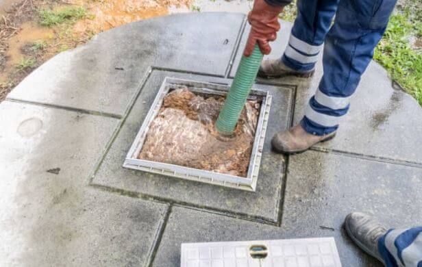 septic tank pumping in Petaluma, CA