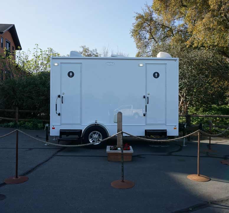 american-sanitation-luxury-portable-toilet